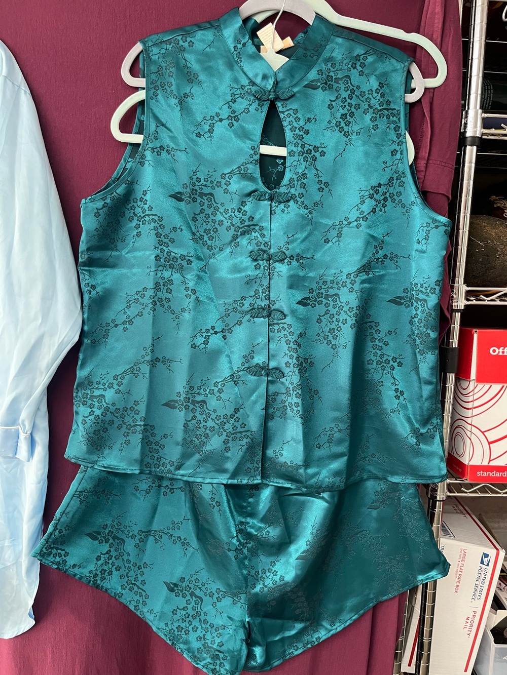 Women's Teal Satin Floral Two-Piece Pajama Set